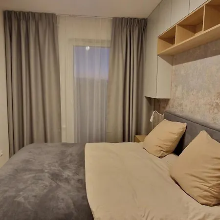 Apartment Artyleryjska Z Parkingiem I Rowerami